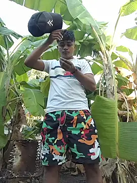 Snapshot of youngboypiss chatting on 01-06-26, 12:31 youngboypiss online show from 01-06-26, 12:31