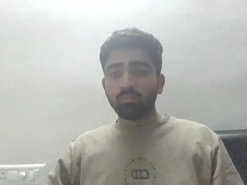 Snapshot of Jahaan2243 chatting on 12-05-25, 03:52 Jahaan2243 online show from 12-05-25, 03:52