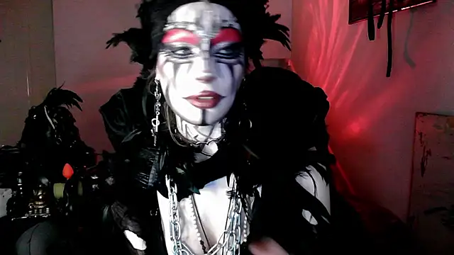 Snapshot of EmpressMorrigan chatting on 12-23-25, 10:46 EmpressMorrigan online show from 12-23-25, 10:46