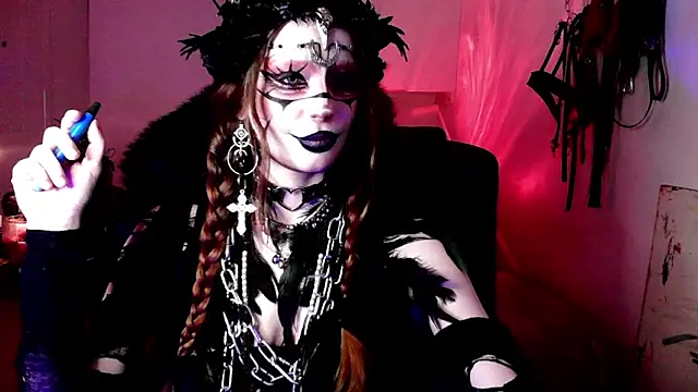 Snapshot of EmpressMorrigan chatting on 01-13-26, 01:27 EmpressMorrigan online show from 01-13-26, 01:27