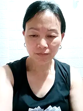 Lili-123k online show from 04-18-26, 01:53