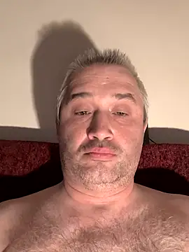 Snapshot of Olomoucak1982 chatting on 04-19-26, 06:21 Olomoucak1982 online show from 04-19-26, 06:21