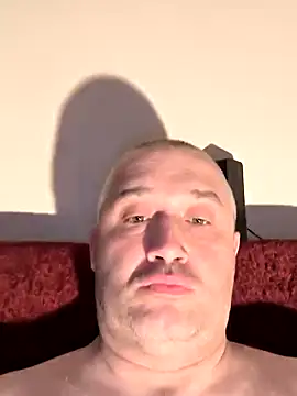 Snapshot of Olomoucak1982 chatting on 04-30-26, 06:58 Olomoucak1982 online show from 04-30-26, 06:58