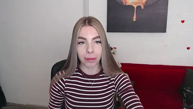 Snapshot of EsterNoir chatting on 12-03-25, 06:54 EsterNoir online show from 12-03-25, 06:54