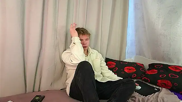 Snapshot of Brian_Mils chatting on 02-24-26, 11:41 Brian Mils online show from 02-24-26, 11:41