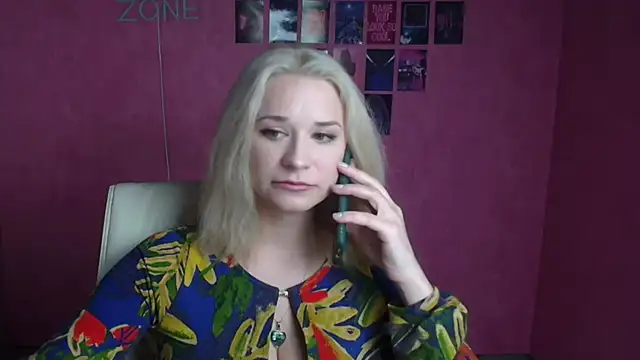 Melodie Aster online show from 04-10-26, 05:34