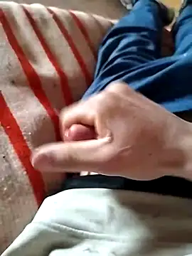 yacinekabiley16 online show from 12-04-25, 09:29