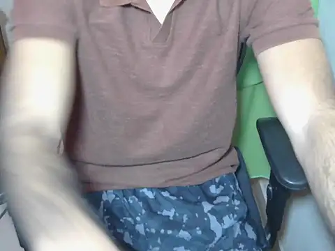 Snapshot of Michal_Fransis chatting on 03-27-26, 05:02 Michal Fransis online show from 03-27-26, 05:02