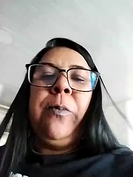 Snapshot of Carameloswing1 chatting on 12-13-25, 09:53 Carameloswing1 online show from 12-13-25, 09:53