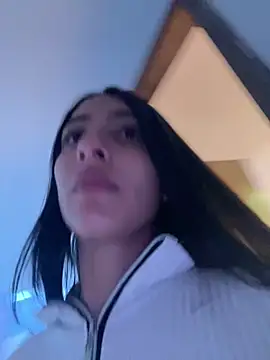 lya  brown online show from 04-07-26, 11:10