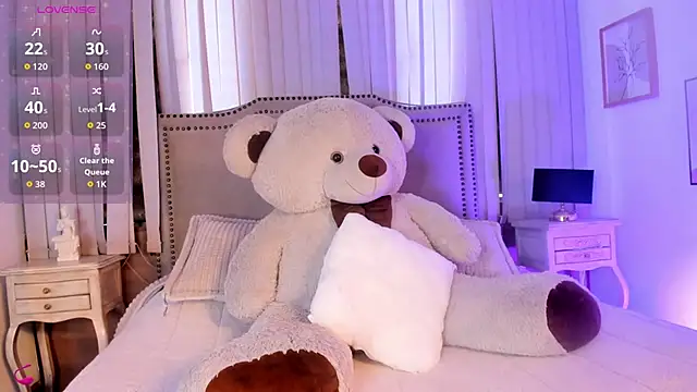 Snapshot of lya__brown chatting on 07-02-26, 12:33 lya brown online show from 07-02-26, 12:33