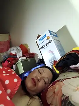 Y-eahi online show from 12-04-25, 05:21