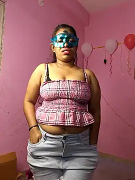 Snapshot of Indian_SexyBhabhi chatting on 01-10-26, 06:37 Indian SexyBhabhi online show from 01-10-26, 06:37