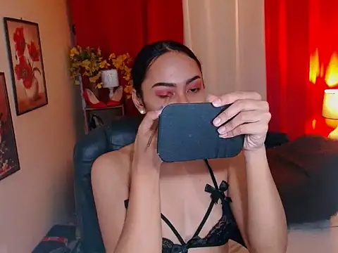 Snapshot of kylieEmparado chatting on 12-15-25, 04:50 kylieEmparado online show from 12-15-25, 04:50