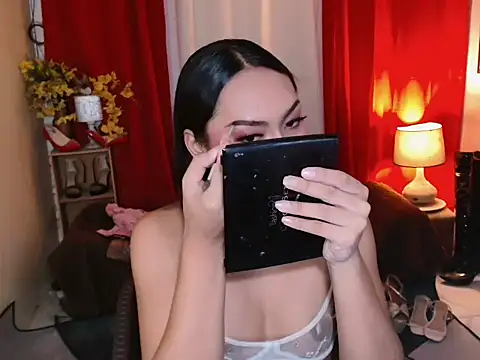 Snapshot of kylieEmparado chatting on 06-29-26, 11:10 kylieEmparado online show from 06-29-26, 11:10