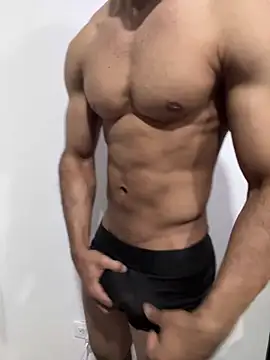 Snapshot of BrunoHot_ chatting on 12-13-25, 10:15 BrunoHot online show from 12-13-25, 10:15