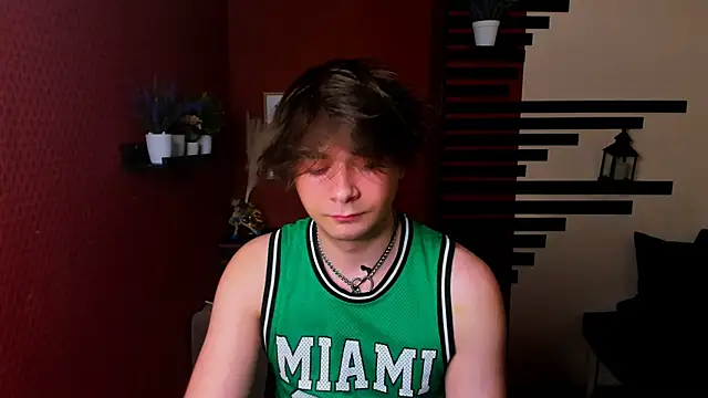 Snapshot of ErosPulseee chatting on 12-14-25, 12:43 ErosPulseee online show from 12-14-25, 12:43