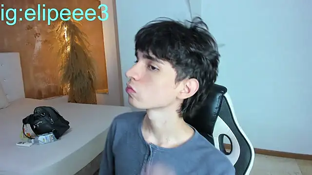 CONNOR STONNE  online show from 03-06-26, 07:32