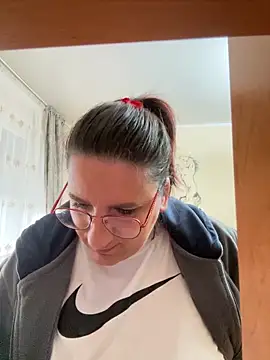 Dana92va online show from 02-15-26, 06:32