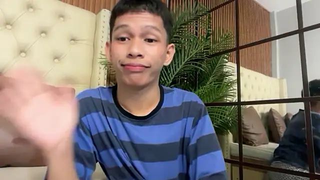 TheBoyAboveYou online show from 08-07-26, 11:56