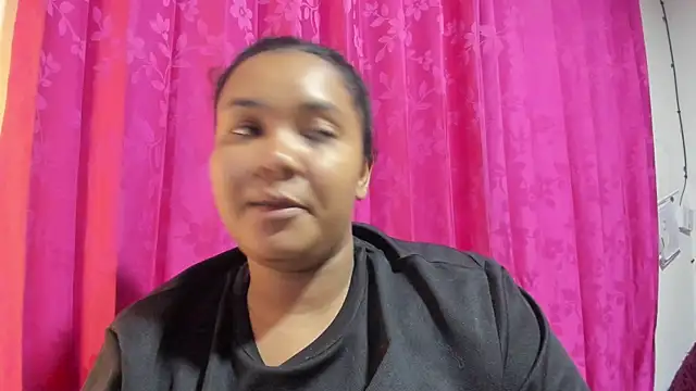 Sandoval evelyn20 online show from 04-15-26, 11:27