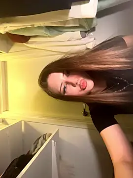 Snapshot of TanyaMoor chatting on 12-04-25, 04:16 TanyaMoor online show from 12-04-25, 04:16