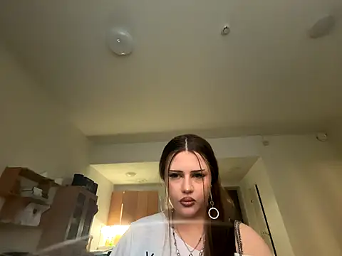 Snapshot of TanyaMoor chatting on 12-05-25, 12:14 TanyaMoor online show from 12-05-25, 12:14