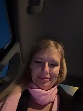 Betsy online show from 02-15-26, 04:03