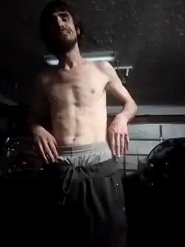 Snapshot of bigjohnson2914 chatting on 04-04-26, 02:10 bigjohnson2914 online show from 04-04-26, 02:10