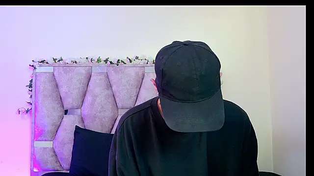 iris and damian online show from 03-05-26, 05:20