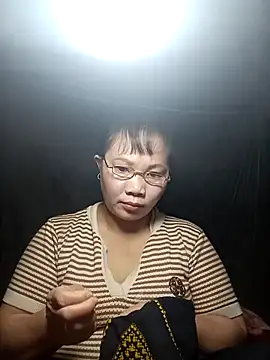 Snapshot of ava-dellght chatting on 12-18-25, 01:06 ava-dellght online show from 12-18-25, 01:06