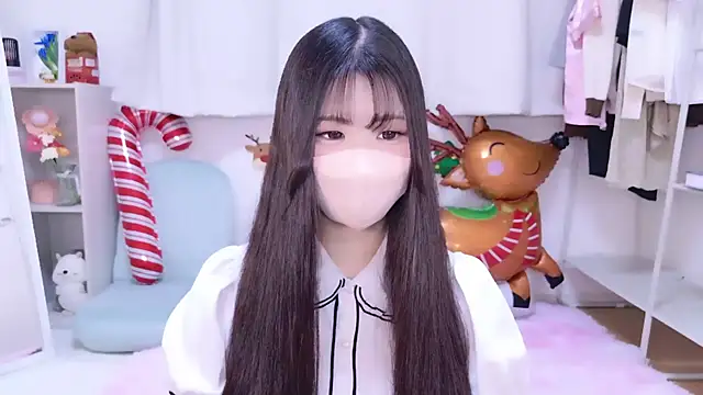 Snapshot of Otochan_0108xx chatting on 12-23-25, 07:28 Otochan 0108xx online show from 12-23-25, 07:28