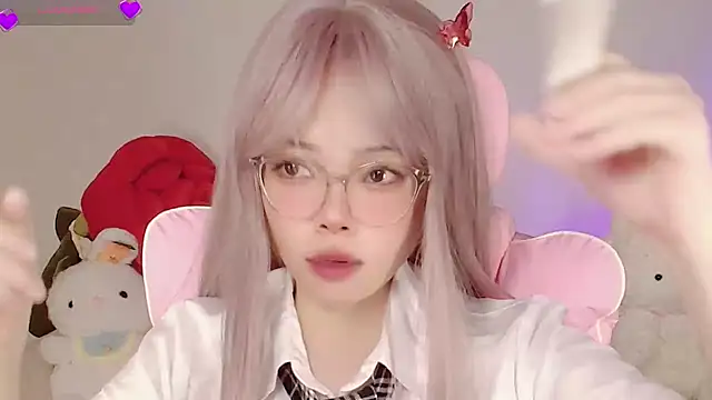Snapshot of Miyeoonn chatting on 05-19-26, 06:14 Miyeoonn online show from 05-19-26, 06:14