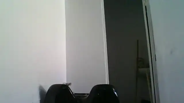 modeloxtz online show from 05-04-26, 02:24