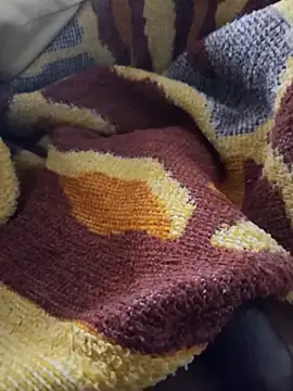 Snapshot of Bigdick-dude chatting on 12-05-25, 07:17 Bigdick-dude online show from 12-05-25, 07:17