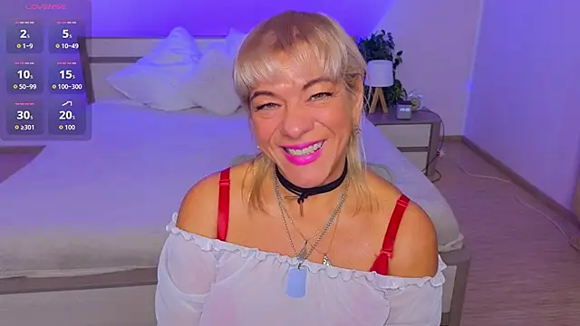 AnittaHarris  online show from 03-18-26, 02:04