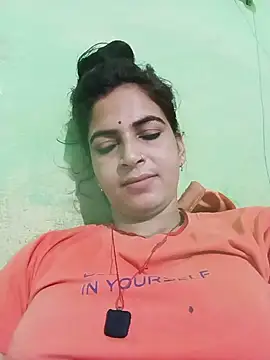 Snapshot of Big_soniya55A chatting on 05-19-26, 03:13 Big soniya55A online show from 05-19-26, 03:13
