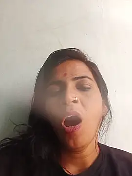Snapshot of Big_soniya55A chatting on 06-05-26, 11:27 Big soniya55A online show from 06-05-26, 11:27