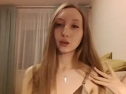 Snapshot of A-leya chatting on 12-04-25, 07:44 A-leya online show from 12-04-25, 07:44