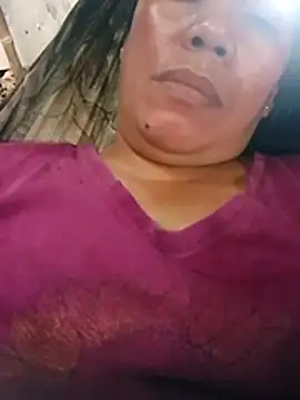 Snapshot of sweet_candy52 chatting on 12-05-25, 06:33 sweet candy52 online show from 12-05-25, 06:33