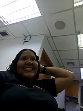 Snapshot of VaneandRossy chatting on 02-27-26, 11:49 VaneandRossy online show from 02-27-26, 11:49