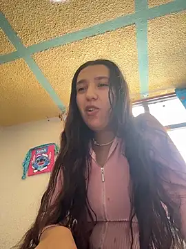 Snapshot of Alix_Rousses21 chatting on 03-13-26, 07:31 Alix Rousses21 online show from 03-13-26, 07:31