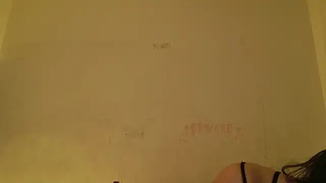 Snapshot of MoonLipsON- chatting on 06-22-26, 02:57 MoonLipsON- online show from 06-22-26, 02:57