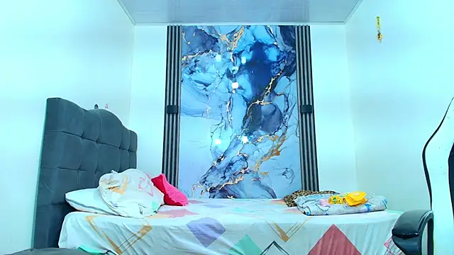 Valentina and sneider  online show from 02-17-26, 07:20