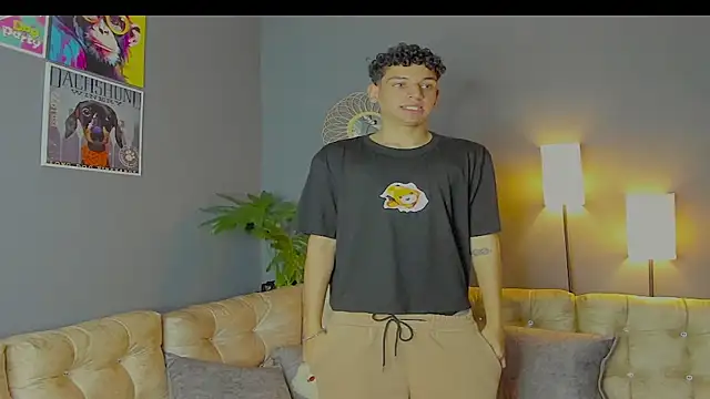 Snapshot of kairos_33 chatting on 12-05-25, 07:32 kairos 33 online show from 12-05-25, 07:32