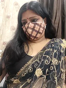 Snapshot of desiriya14 chatting on 12-16-25, 08:41 desiriya14 online show from 12-16-25, 08:41