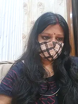 Snapshot of desiriya14 chatting on 02-13-26, 04:14 desiriya14 online show from 02-13-26, 04:14