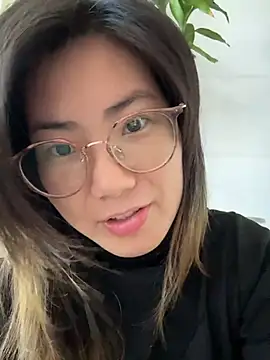 Lilia6666 online show from 12-17-25, 02:39