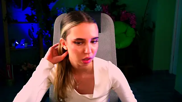 KimPorins online show from 04-15-26, 12:45