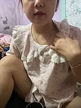 Snapshot of Samsam-006 chatting on 04-14-26, 03:45 Samsam-006 online show from 04-14-26, 03:45